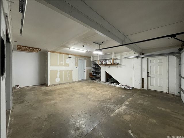 53-898 Kamehameha Highway, Hauula, HI 96717