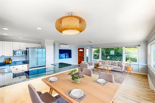 53-898 Kamehameha Highway, Hauula, HI 96717