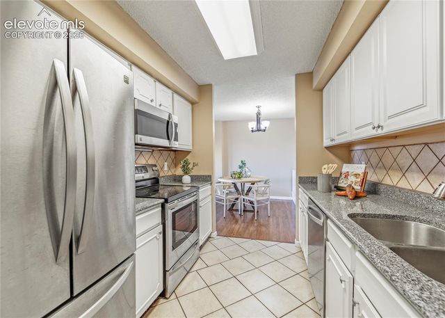 411 Lakewood Circle B712, Colorado Springs, CO 80910