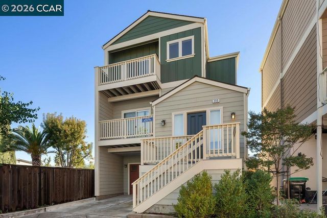 200 Valletta Ln, Pleasanton, CA 94566