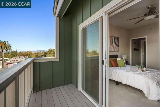 200 Valletta Ln, Pleasanton, CA 94566