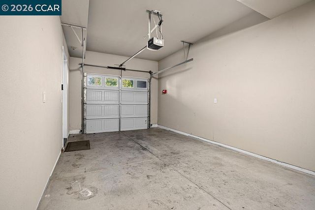 200 Valletta Ln, Pleasanton, CA 94566