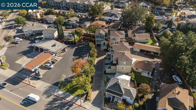 200 Valletta Ln, Pleasanton, CA 94566