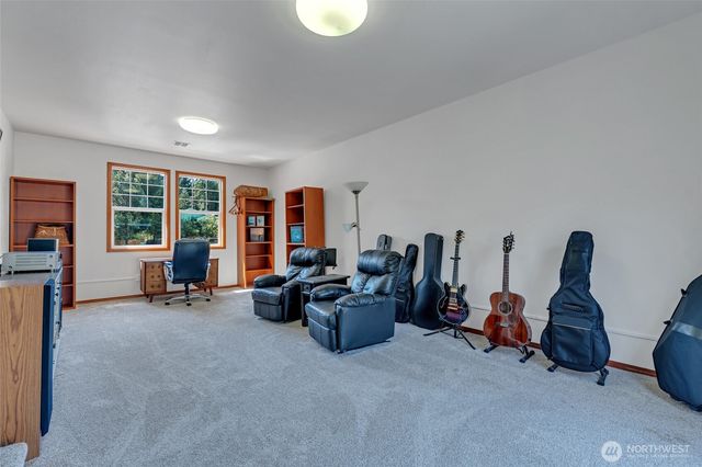 451 Rhododendron Drive, Sequim, WA 98382