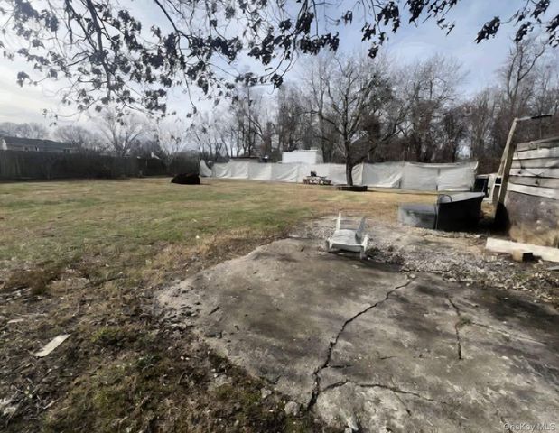 70 Massachusetts Avenue, Bay Shore, NY 11706