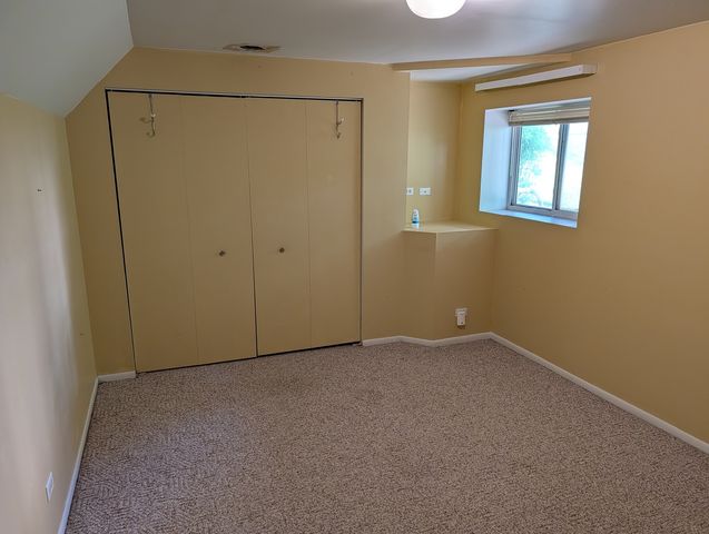 843 E Princeton Circle 843, Island Lake, IL 60042