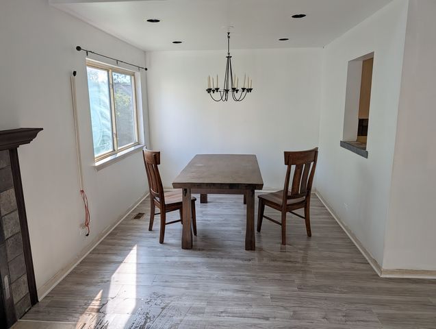 843 E Princeton Circle 843, Island Lake, IL 60042