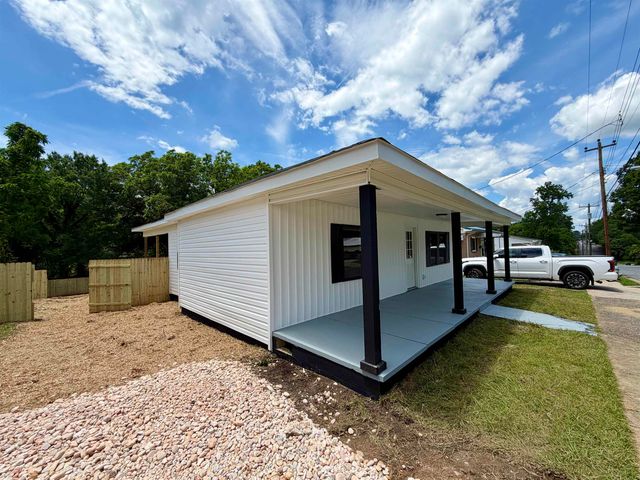 358 E Floyd Baker Boulevard, Gaffney, SC 29340