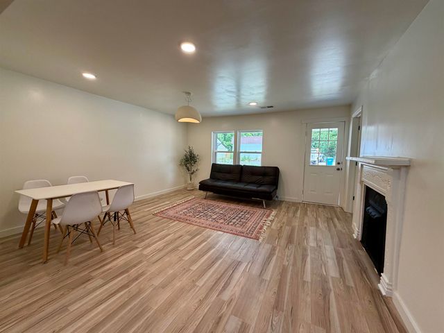 358 E Floyd Baker Boulevard, Gaffney, SC 29340
