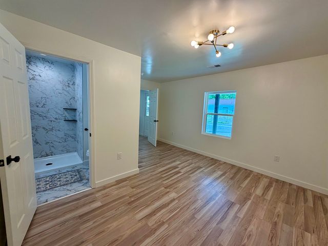 358 E Floyd Baker Boulevard, Gaffney, SC 29340