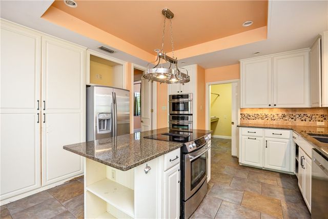 7022 Ashdown Dr, Corpus Christi, TX 78413