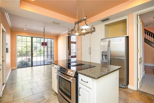 7022 Ashdown Dr, Corpus Christi, TX 78413