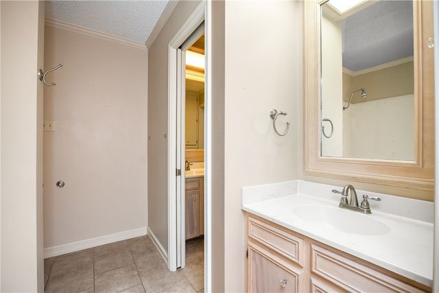 7022 Ashdown Dr, Corpus Christi, TX 78413
