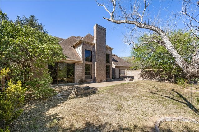 7022 Ashdown Dr, Corpus Christi, TX 78413
