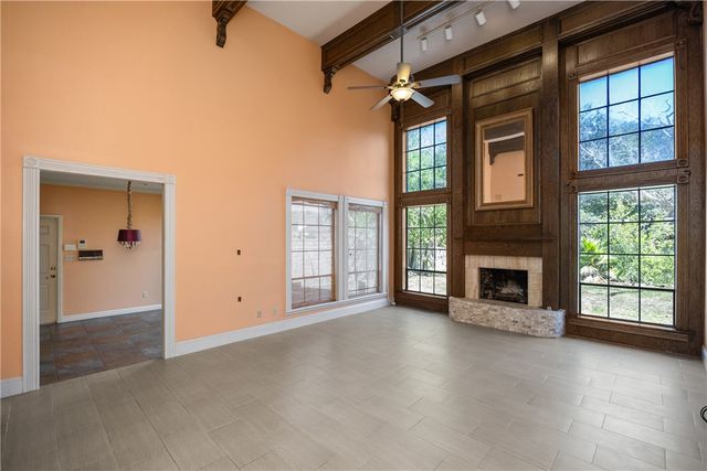 7022 Ashdown Dr, Corpus Christi, TX 78413
