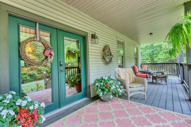 1705 Barberry RD, Floyd, VA 24091