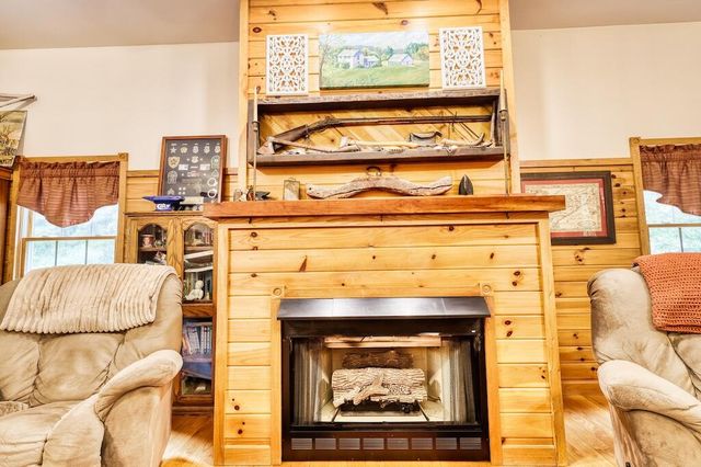 1705 Barberry RD, Floyd, VA 24091