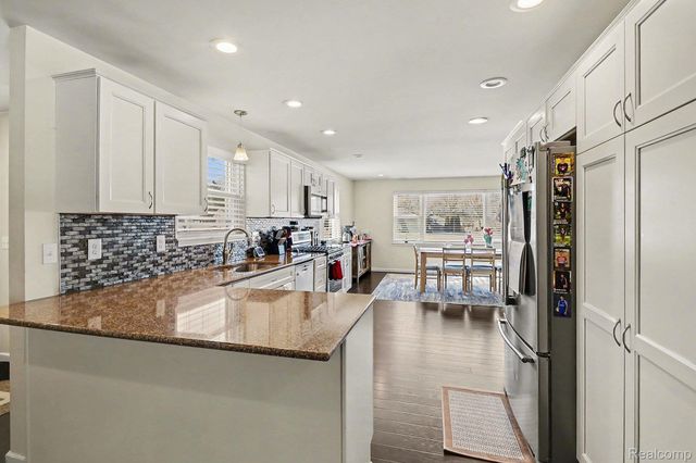 5060 Tahquamenon Trail, Flushing Charter Township, MI 48433