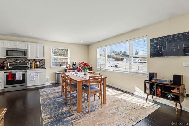 5060 Tahquamenon Trail, Flushing Charter Township, MI 48433