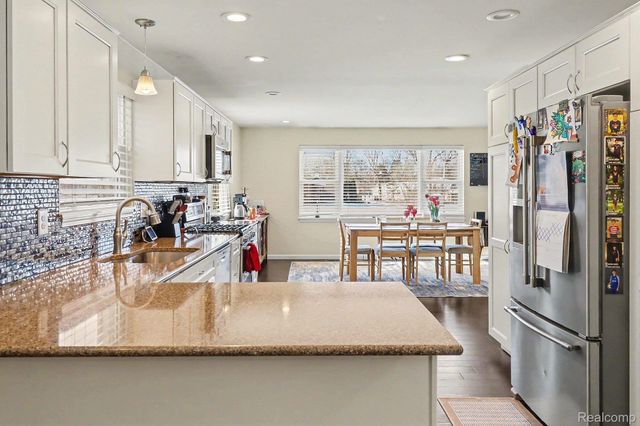 5060 Tahquamenon Trail, Flushing Charter Township, MI 48433