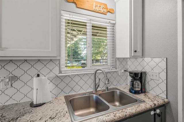 7813 Spring Valley Ave, Citrus Heights, CA 95610