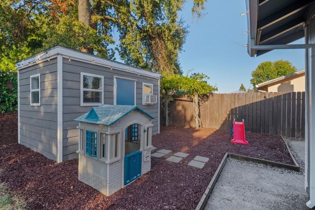 7813 Spring Valley Ave, Citrus Heights, CA 95610