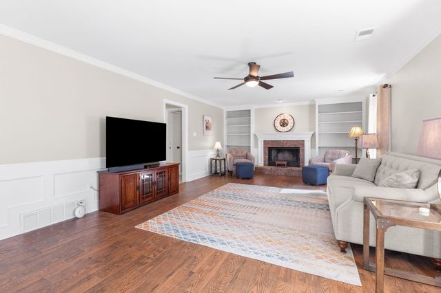 7801 KILLDEER LN, Memphis, TN 38016