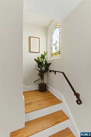 31 Martin Terrace, Hackensack, NJ 07601