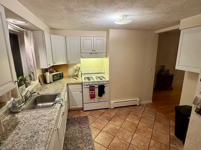20 Gibbon St 1, Marlborough, MA 01752