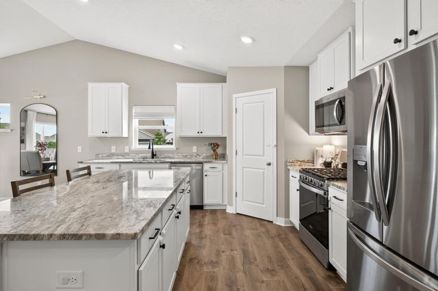 6199 Jasmine Bay S, Cottage Grove, MN 55016