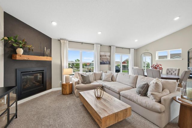 6199 Jasmine Bay S, Cottage Grove, MN 55016
