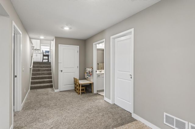 6199 Jasmine Bay S, Cottage Grove, MN 55016
