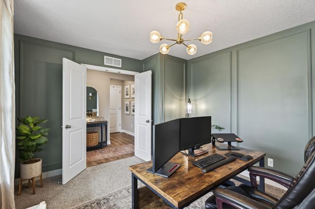 6199 Jasmine Bay S, Cottage Grove, MN 55016