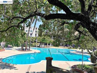 430 N Civic Dr 208, Walnut Creek, CA 94596