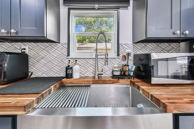 1929 W HIGHLAND STREET, Lakeland, FL 33815