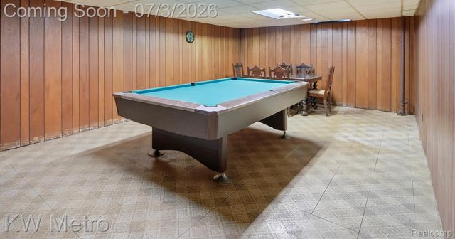 732 Hecht Drive, Madison Heights, MI 48071