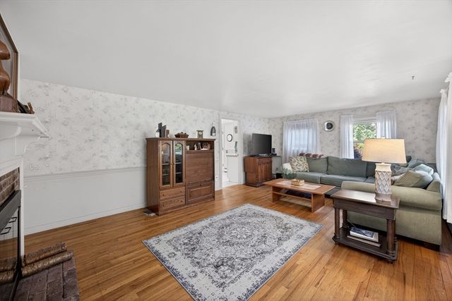 23 Nickerson Rd, Orleans, MA 02653