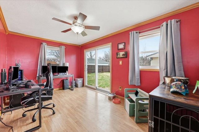 937 N 26TH Street, Council Bluffs, IA 51501