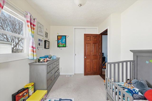 937 N 26TH Street, Council Bluffs, IA 51501