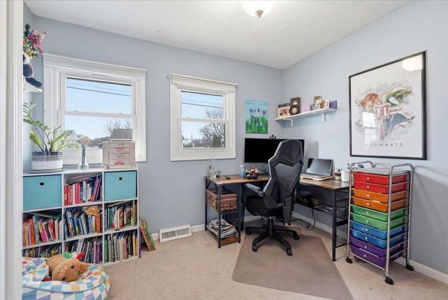 937 N 26TH Street, Council Bluffs, IA 51501