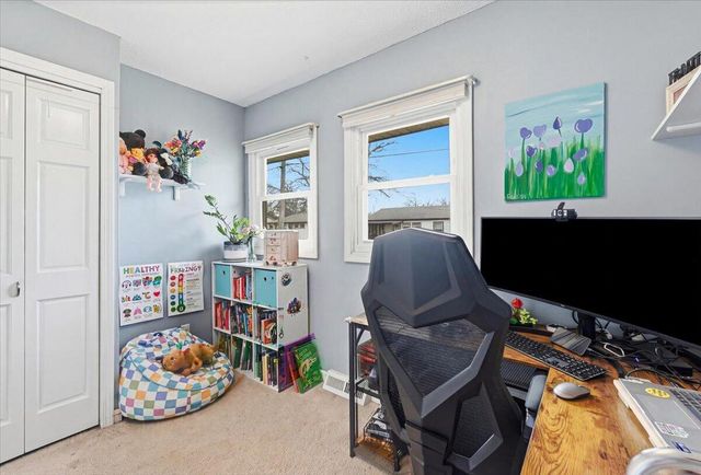 937 N 26TH Street, Council Bluffs, IA 51501