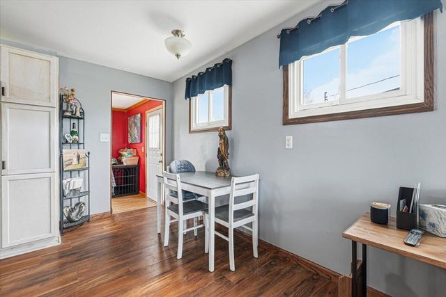 937 N 26TH Street, Council Bluffs, IA 51501