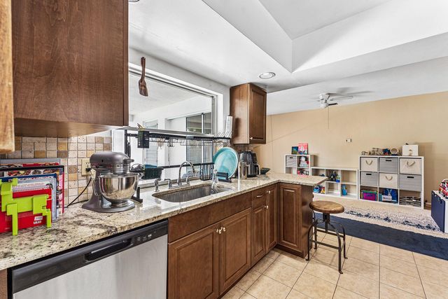 2 Tam O Shanter Lane, Boca Raton, FL 33431