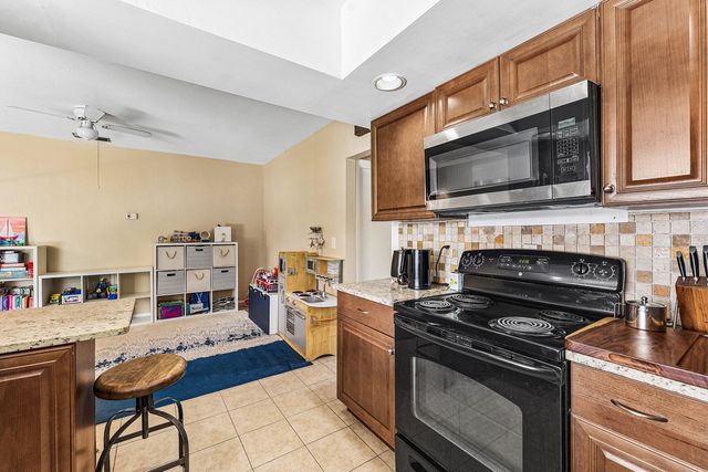 2 Tam O Shanter Lane, Boca Raton, FL 33431
