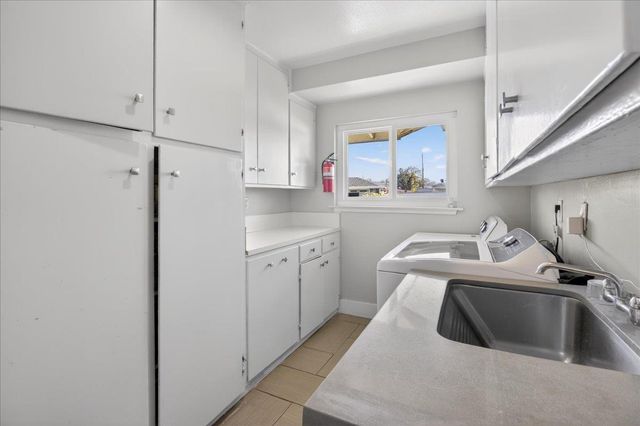 323 San Miguel Avenue, Salinas, CA 93901