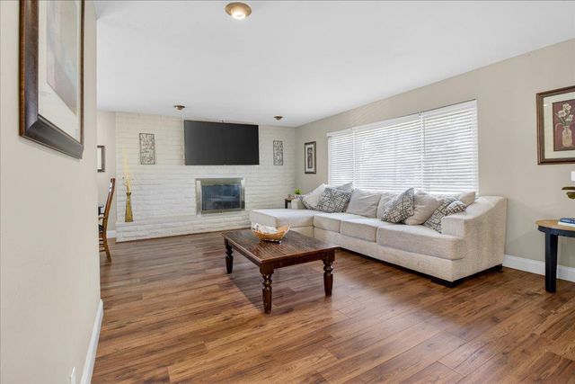 323 San Miguel Avenue, Salinas, CA 93901