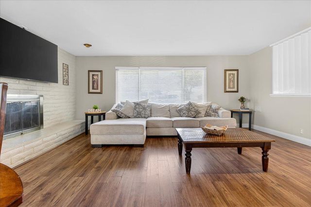 323 San Miguel Avenue, Salinas, CA 93901