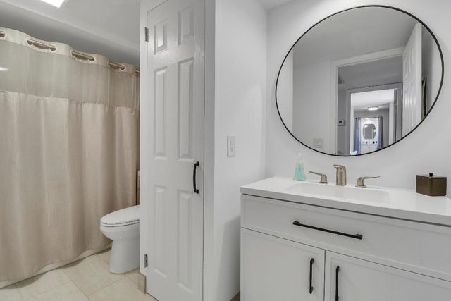 1114 11th Terrace, Palm Beach Gardens, FL 33418