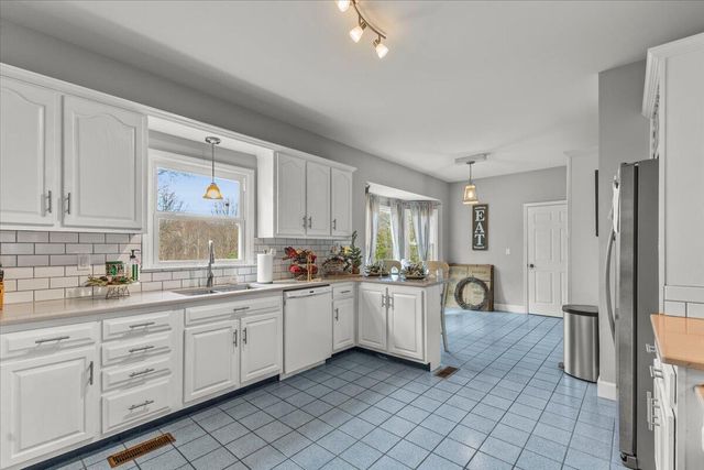 425 Battle Line Drive, Rocky Face, GA 30740