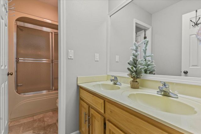 425 Battle Line Drive, Rocky Face, GA 30740